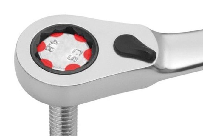 KLÍČ RÁČNOVÝ OČKOPLOCHÝ 15 MM S MOŽNOSTÍ DORAZU CRV